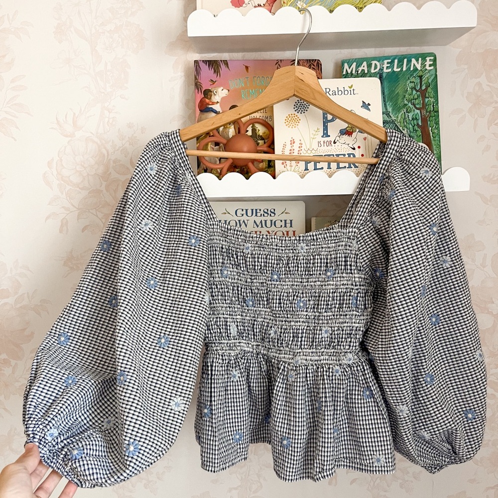 Gingham Smocked Puff Sleeve Top with Embroidered Flowers - Navy and White